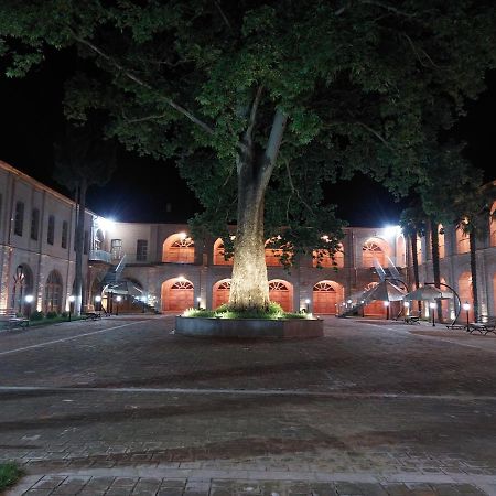 Karvansaray Sah Abbas Hotell Gəncə Exteriör bild