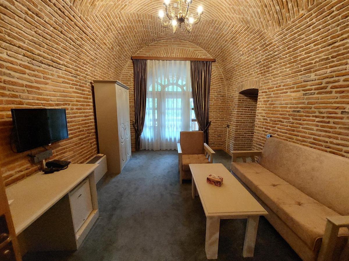 Karvansaray Sah Abbas Hotell Gəncə Exteriör bild