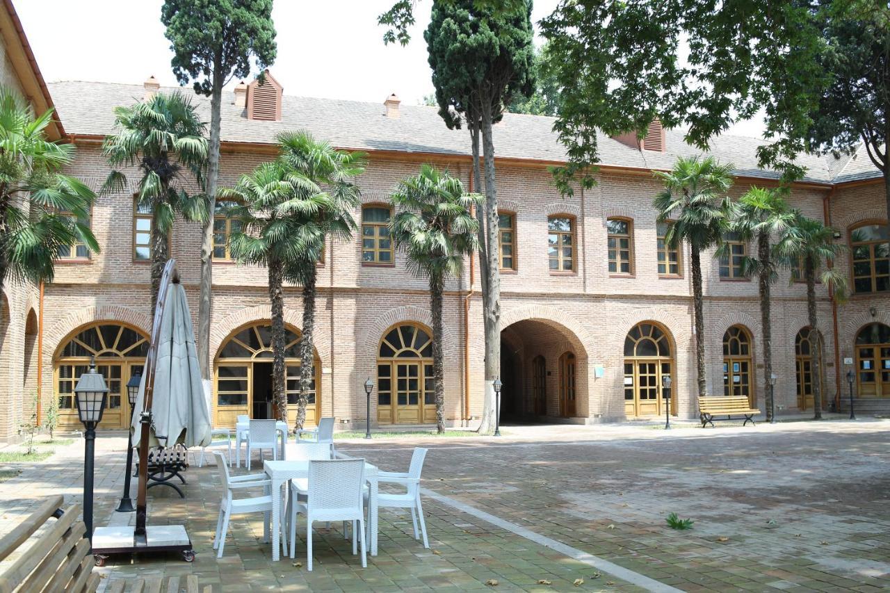 Karvansaray Sah Abbas Hotell Gəncə Exteriör bild