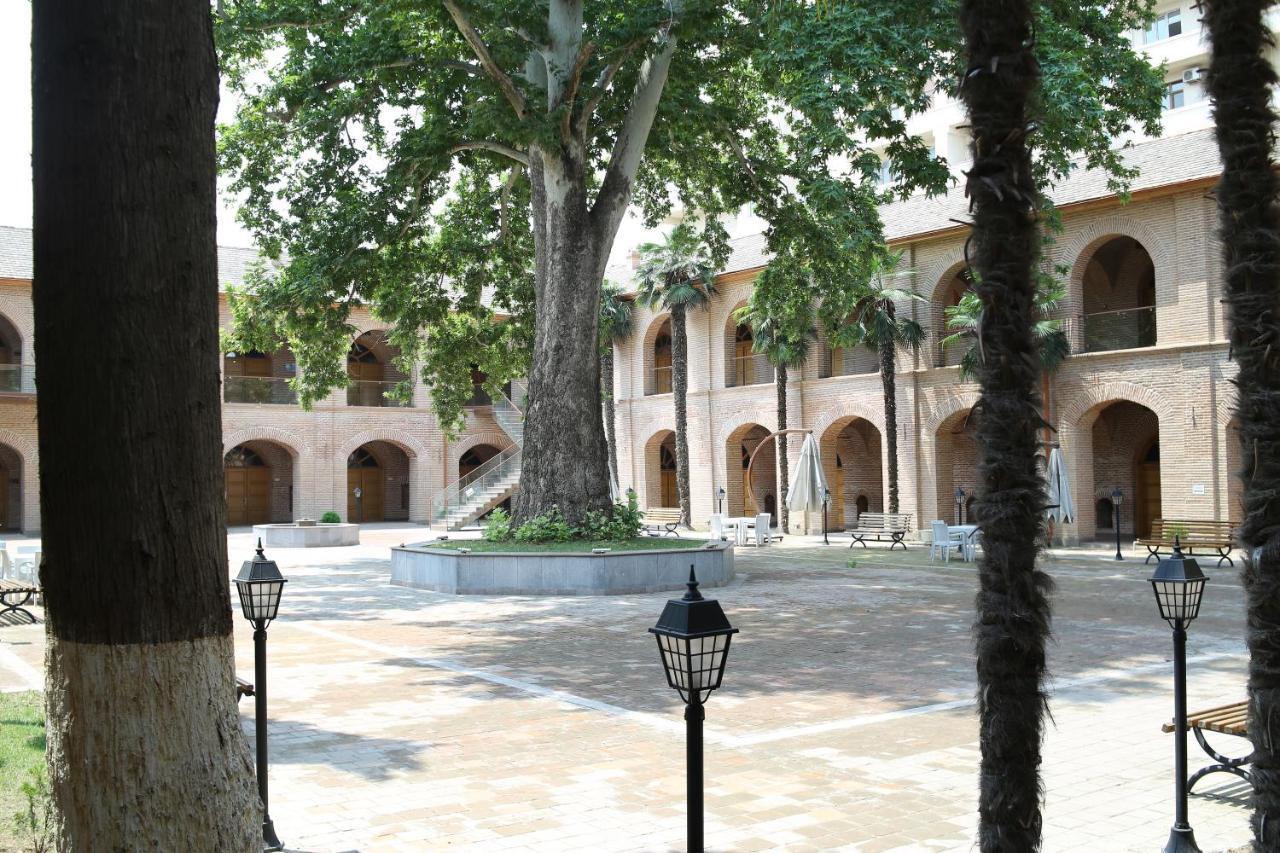 Karvansaray Sah Abbas Hotell Gəncə Exteriör bild